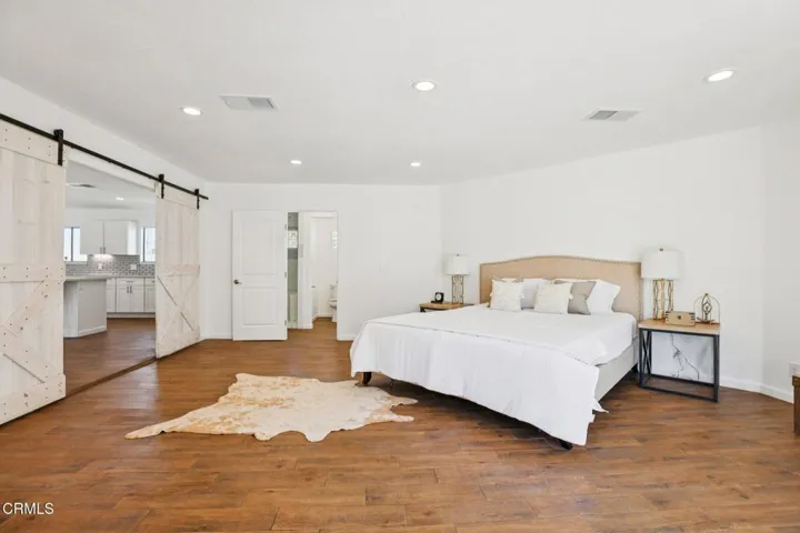17-web-or-mls-E Ave T 2-S1203-017