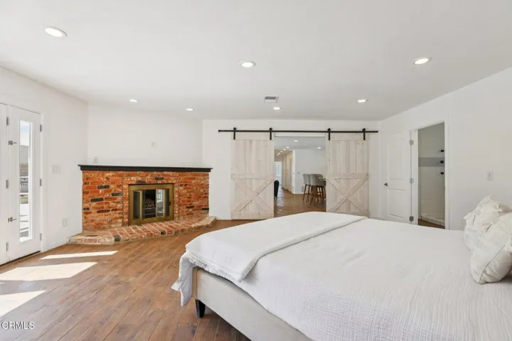 15-web-or-mls-E Ave T 2-S1203-015