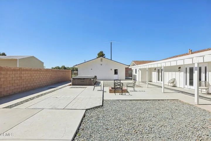 37-web-or-mls-E Ave T 2-S1203-037