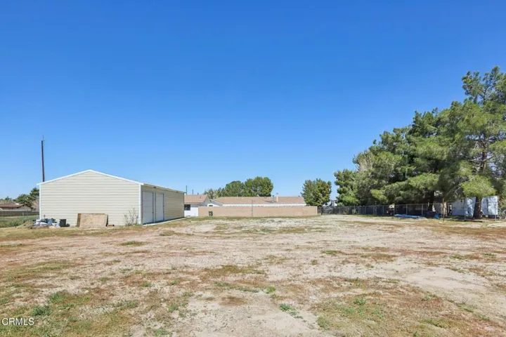 43-web-or-mls-E Ave T 2-S1203-043