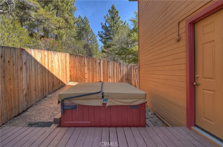 43850 Yosemite, Big Bear Lake, California 92315