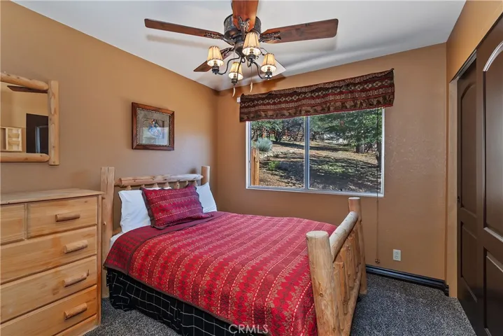 43850 Yosemite, Big Bear Lake, California 92315