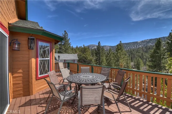 43850 Yosemite, Big Bear Lake, California 92315