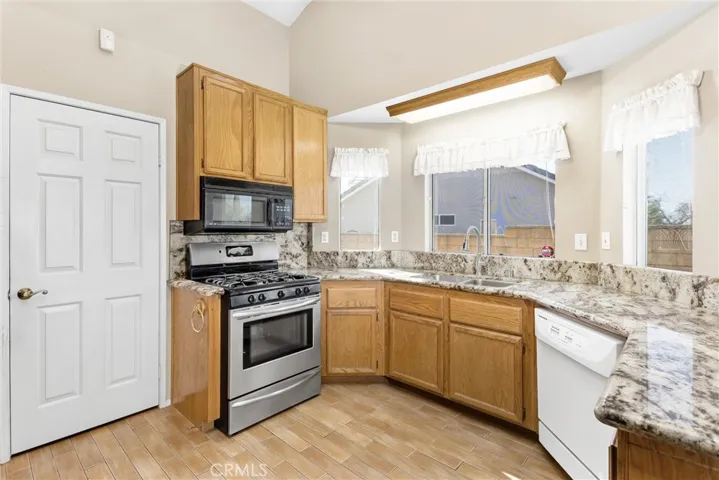 370 Rogers Court, Calimesa, California 92320