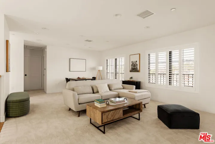 7403 Stewart Avenue, Los Angeles, California 90045