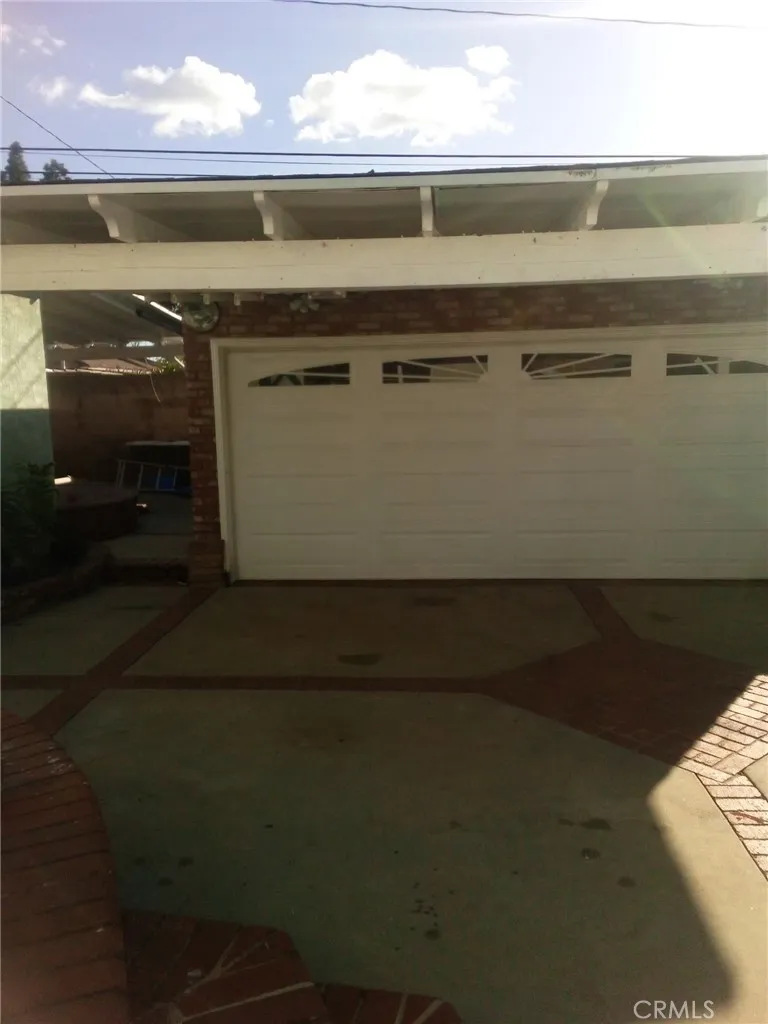 2 Car Garage 2 Car Garage