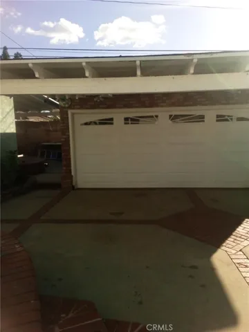 2 Car Garage