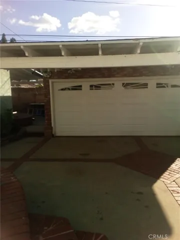 2 Car Garage