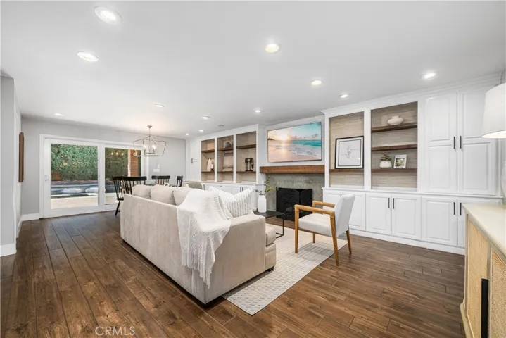 7926 E Garner, Long Beach, California 90808
