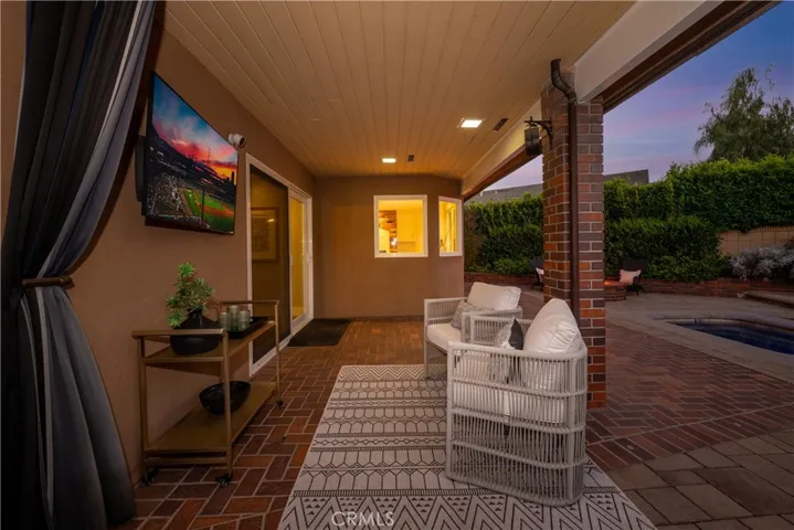7926 E Garner, Long Beach, California 90808