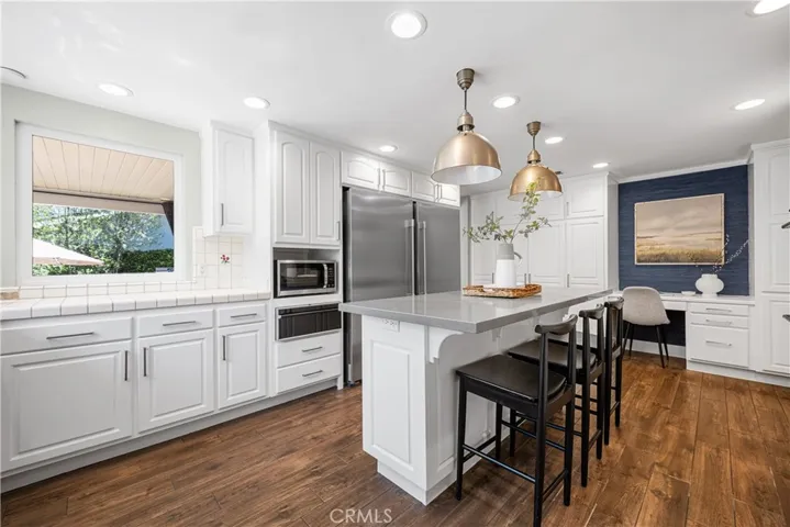 7926 E Garner, Long Beach, California 90808