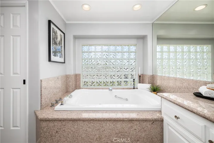 7926 E Garner, Long Beach, California 90808