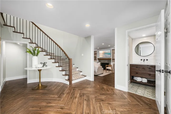 7926 E Garner, Long Beach, California 90808