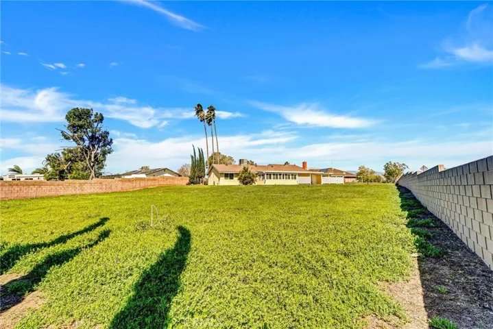 9210 Trailhead, Jurupa Valley, California 92509