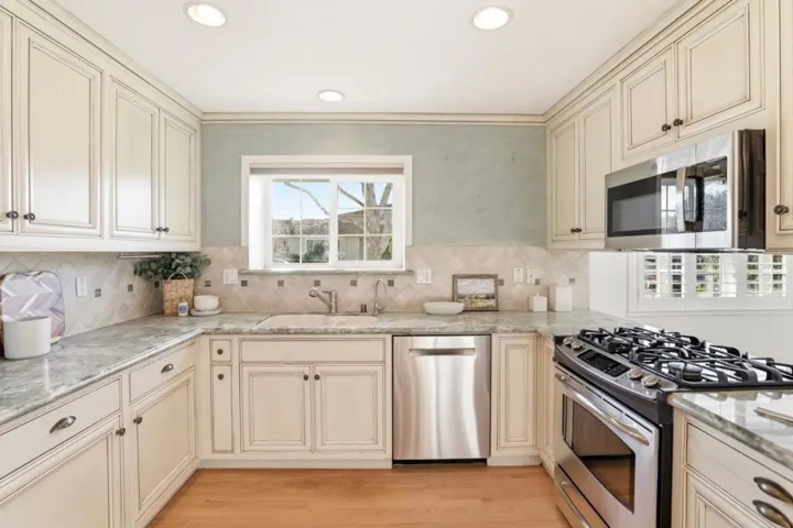 1375 Colleen Way, Campbell, California 95008