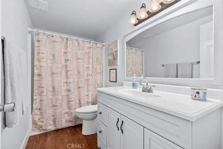 Downstaris Guest Bathroom