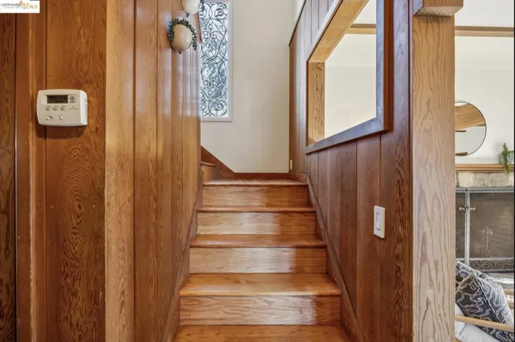 Stairway with wooden walls