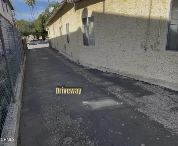 Driveway to N. Lake Ave Units on Right
