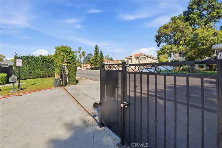 4614 Singing Wood, Rosemead, California 91770