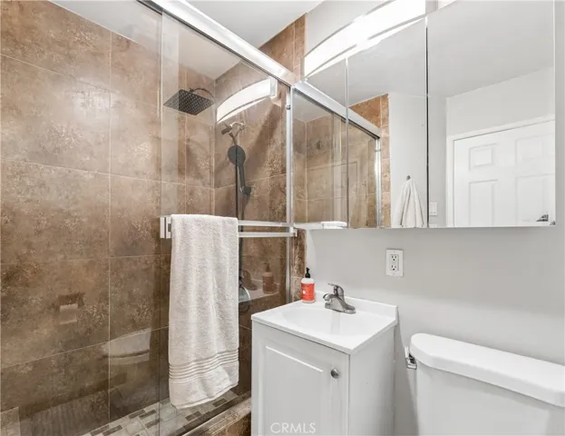 3245 Santa Fe 149, Long Beach, California 90810