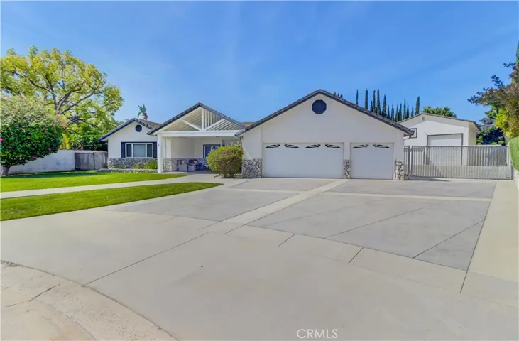 Exterior showing side driveway to back building