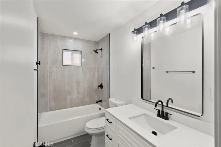 5210 71st, Sacramento, California 95820