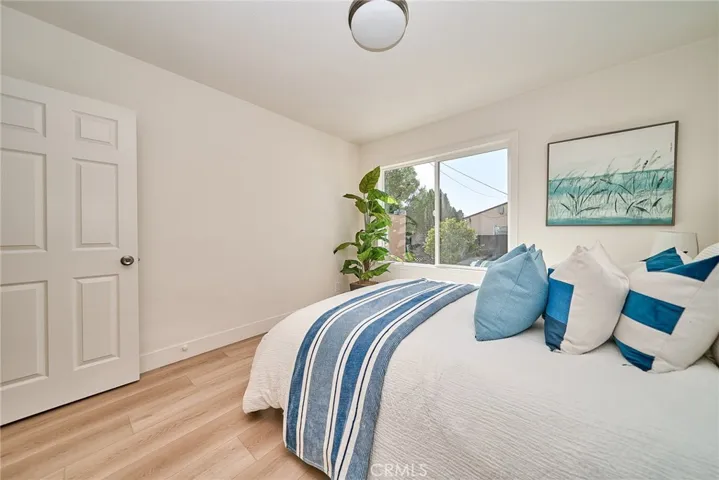 bedroom1