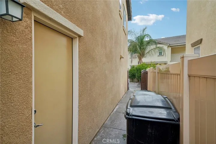 6514 Crescendo Court, Eastvale, California 92880