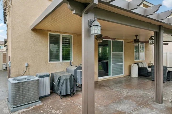 6514 Crescendo Court, Eastvale, California 92880