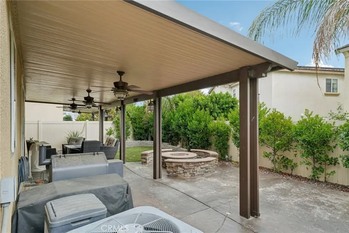 6514 Crescendo Court, Eastvale, California 92880
