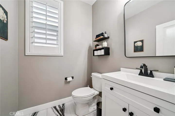 6514 Crescendo Court, Eastvale, California 92880