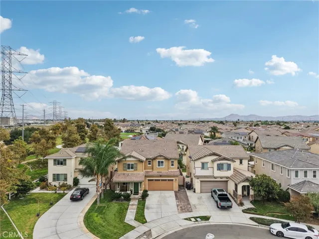 6514 Crescendo Court, Eastvale, California 92880
