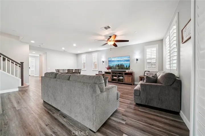 6514 Crescendo Court, Eastvale, California 92880