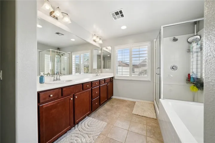 6514 Crescendo Court, Eastvale, California 92880