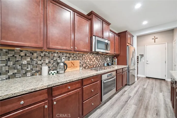 6514 Crescendo Court, Eastvale, California 92880