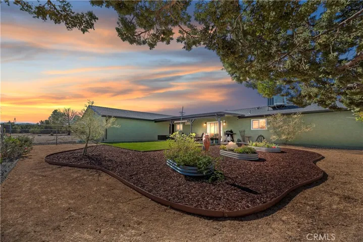 7215 Kourie Way, Oak Hills, California 92344