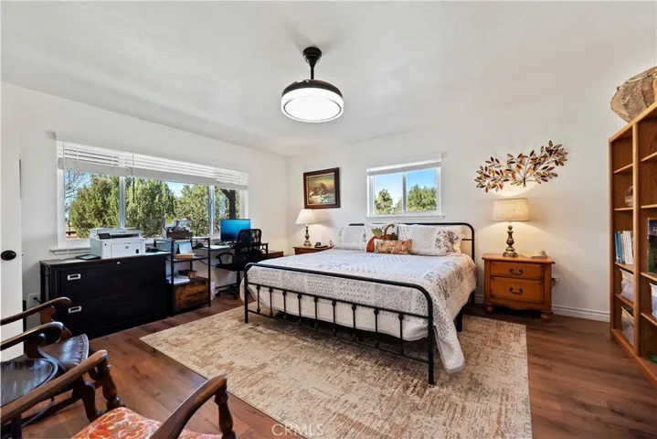 7215 Kourie Way, Oak Hills, California 92344