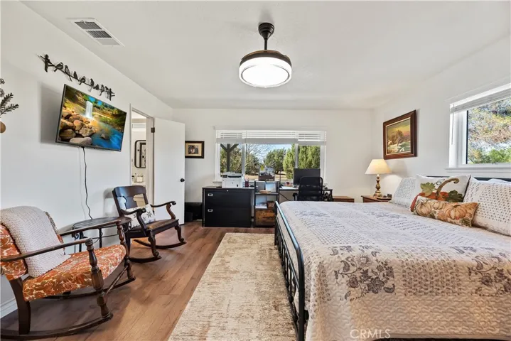 7215 Kourie Way, Oak Hills, California 92344