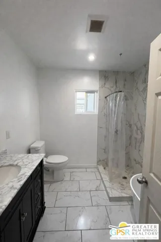 Upgraded Bath