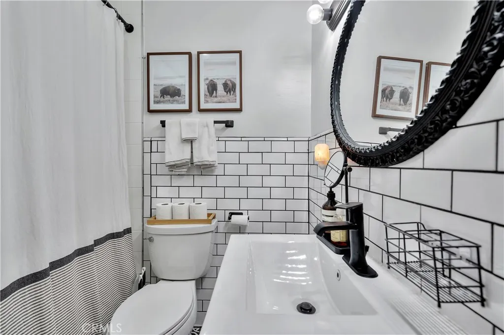 Main House Bathroom 2