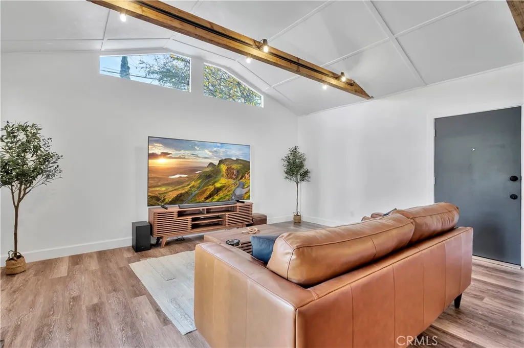 ADU with high beam ceilings & natural light pouring in!