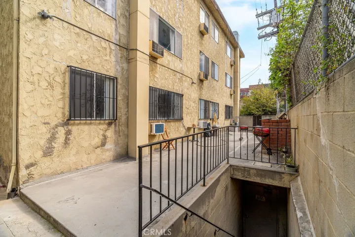 1825 N Gramercy Place, Los Angeles, California 90028