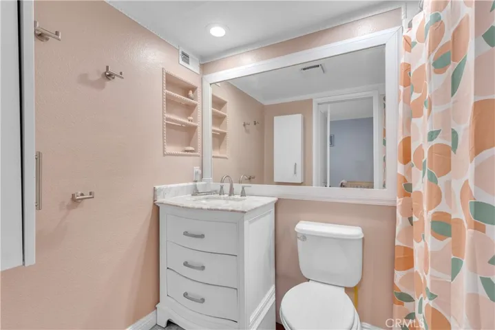 Bathroom in Ensuite Bedroom #2