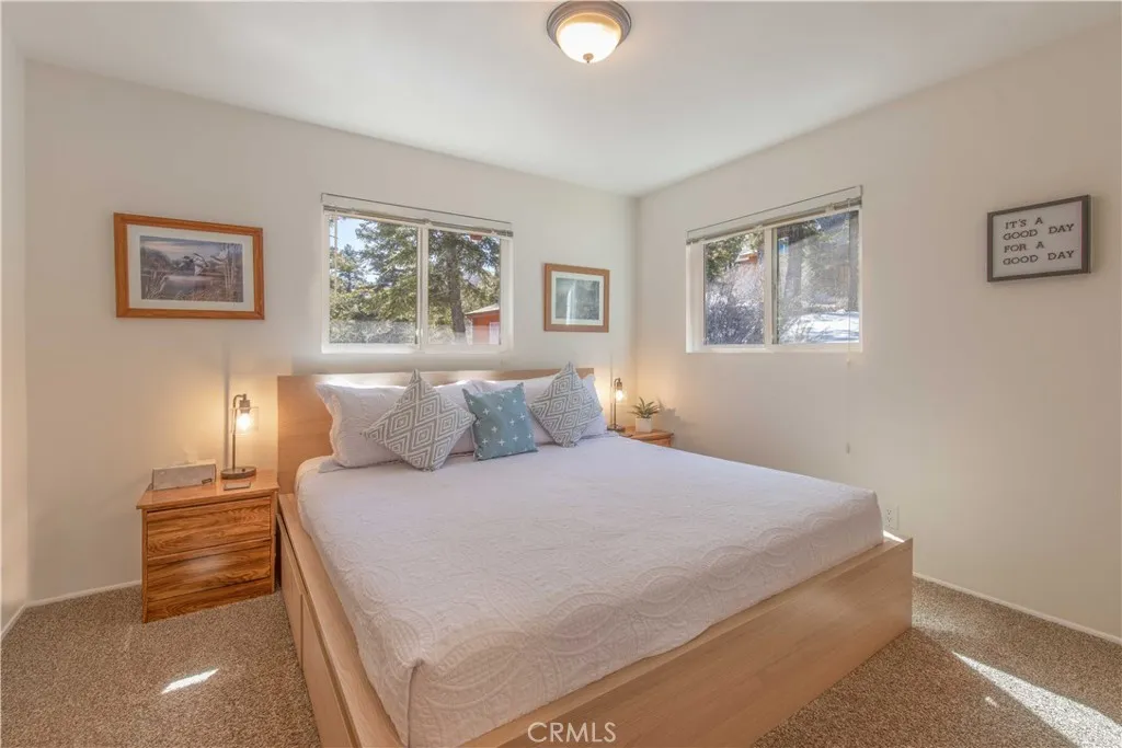 Primary bedroom - King bed