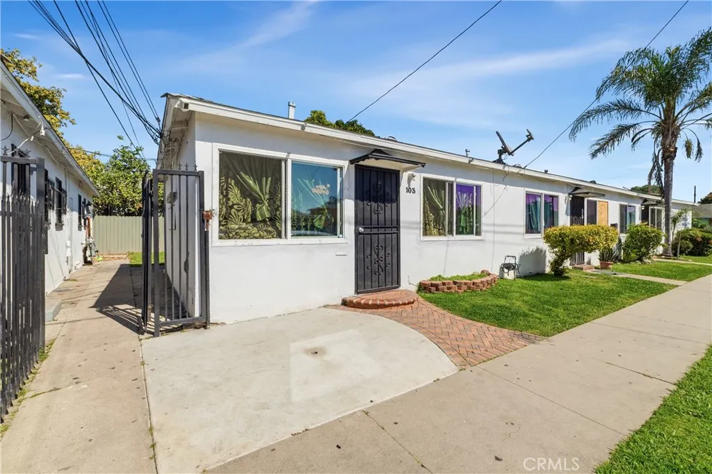 920 S Willowbrook, Compton, California 90220 — photo 5