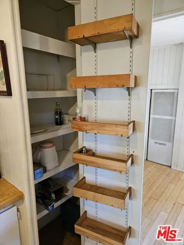 Pull Out Pantry Storage