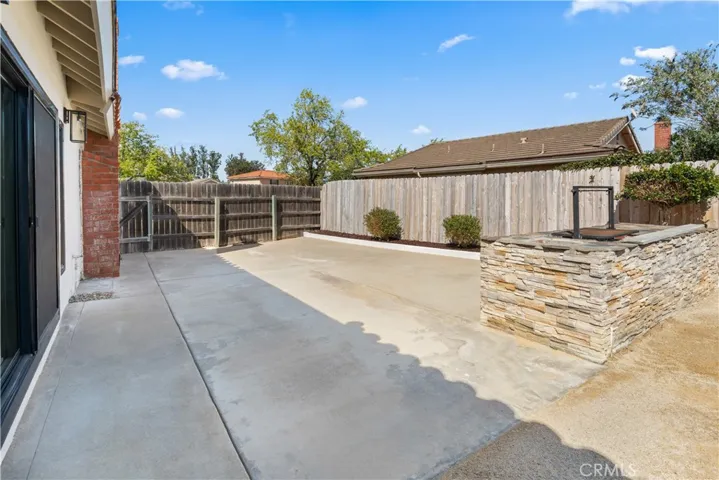 Rear yard/BBQ area
