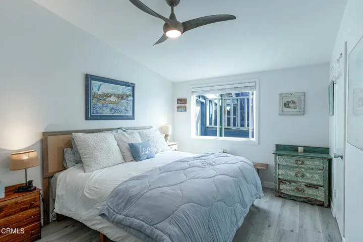 1089 Belfast-21