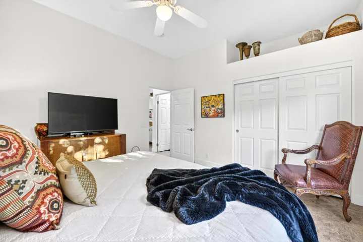 53605-avenida-navarro---019