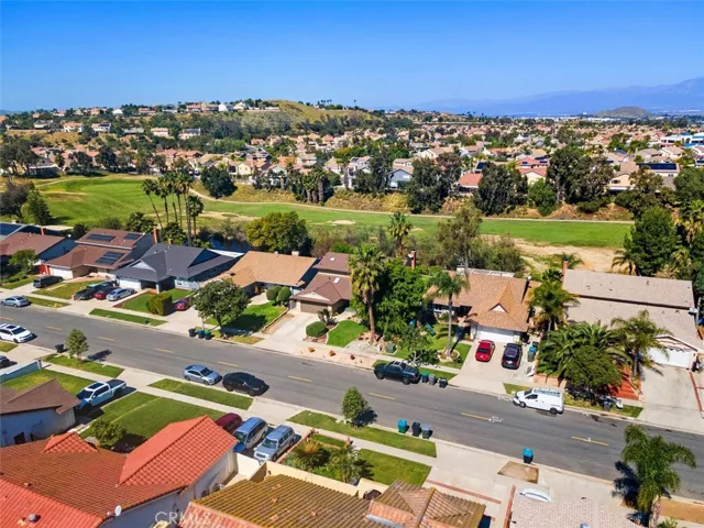Welcome home to 1445 Del Norte Dr